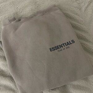 Essentials Crew Neck (unisex)